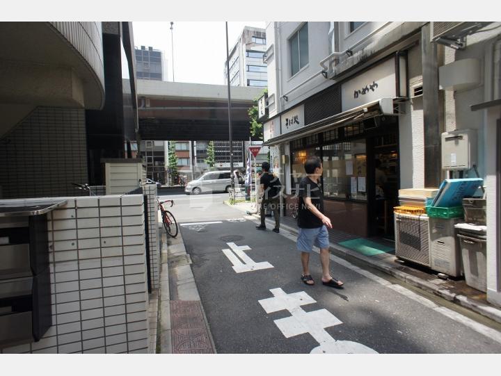 前面道路【篠崎ビル】