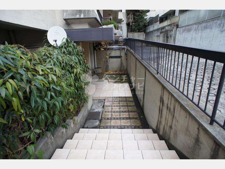 物件入口 【ルミエール青山(LUMIERE AOYAMA)】