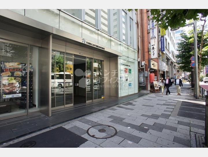 外観 【CROSSCOOP新宿AVENUE(クロスコープ新宿アベニュー)】