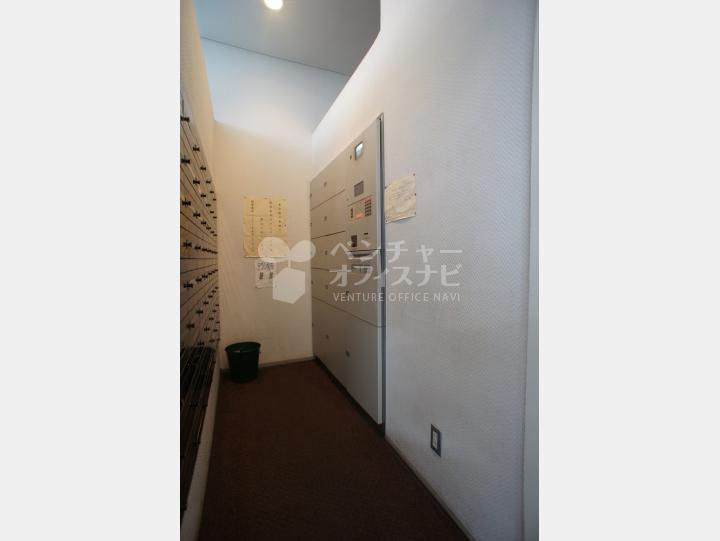 SOHOマンション 【原宿アパートメンツ】
