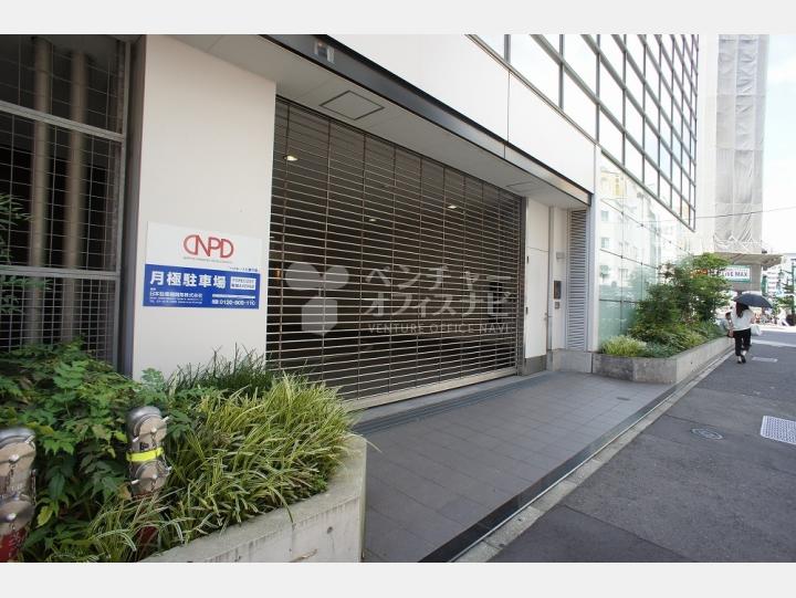 駐車場 【CROSSCOOP新宿AVENUE(クロスコープ新宿アベニュー)】