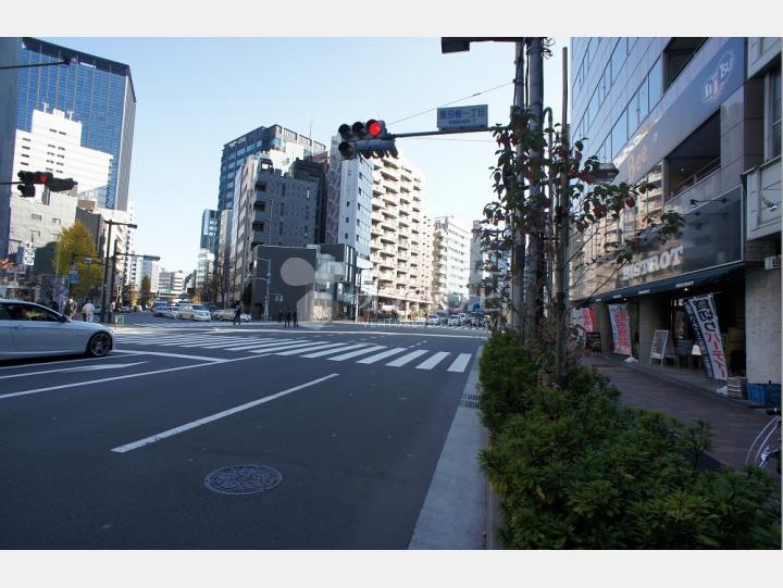 前面道路【アイルズBMビル】