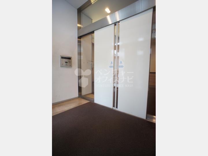 SOHOマンション 【原宿アパートメンツ】