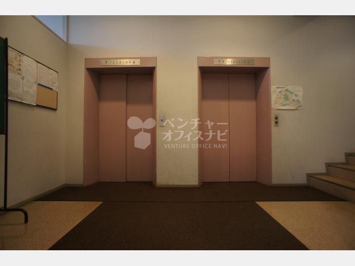 SOHOマンション 【原宿アパートメンツ】