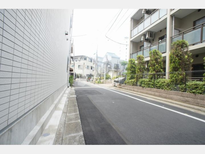 前面道路【イーストワン亀戸】