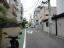 ビルの前の通り【岩上ビル】