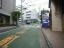 ビルの前の通り【早稲田長谷川ビル】