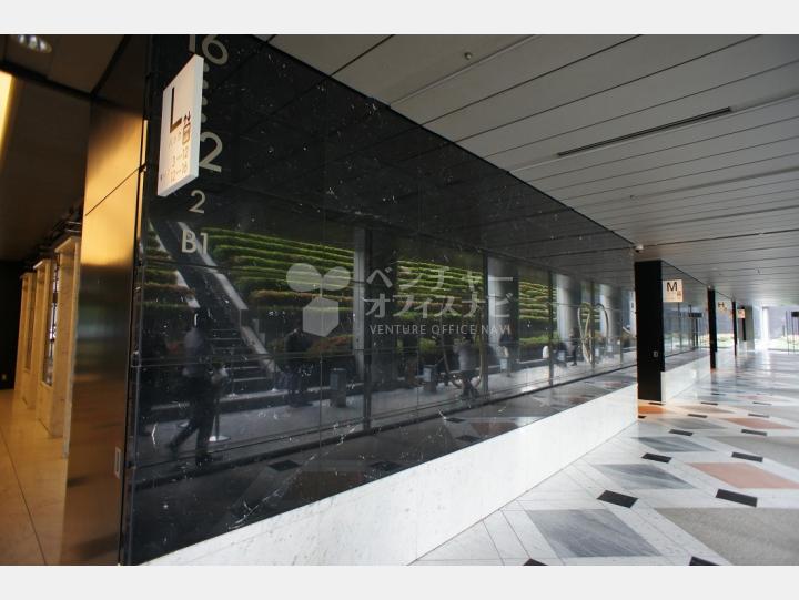 エレベーター 【新宿アイランドタワー】