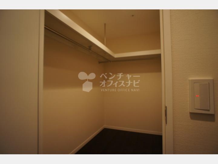 ラトゥール新宿 室内参考写真