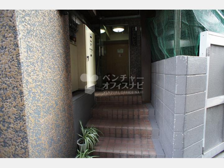 入口　【田上ビル（たがみビル）】