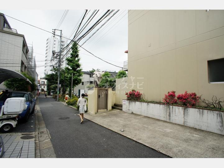 物件前の道 【向陽ビル】