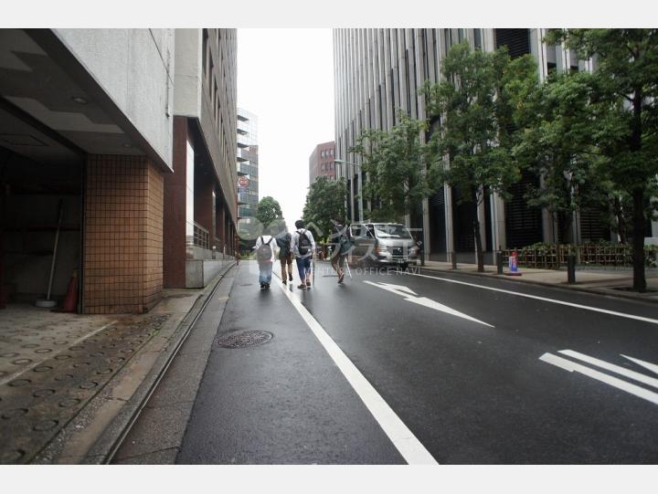 周辺道路　【タカセビル別館】