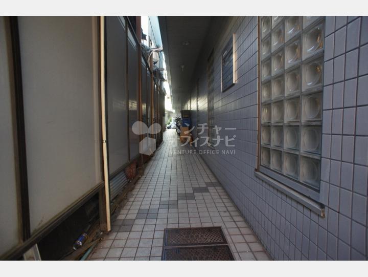 共用部通路【アクアビル】