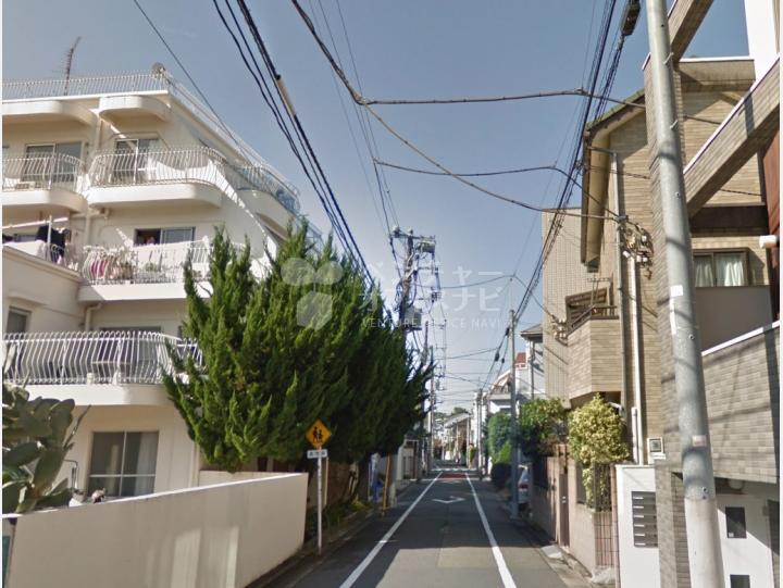 【前面道路】永大マンション