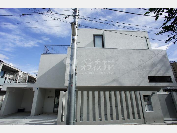 外観【ＨＡＬＥ　ＴＥＲＲＡＣＥ】