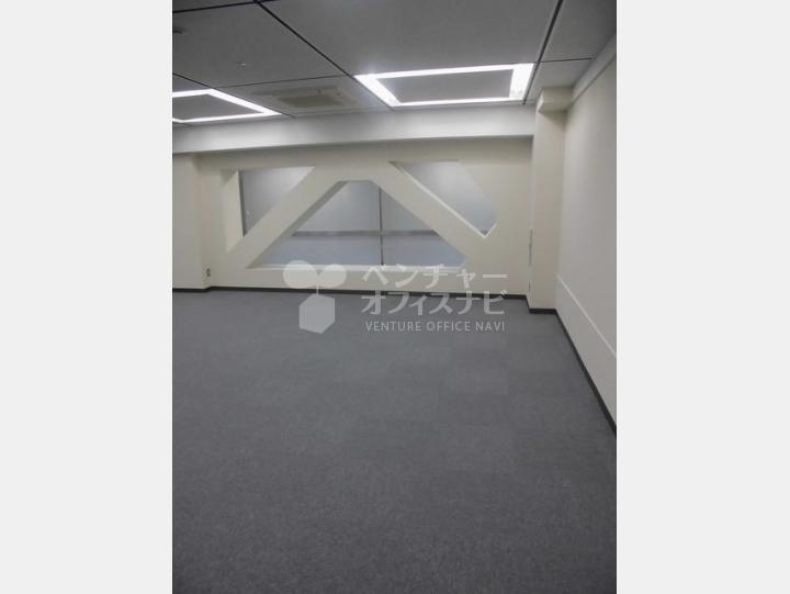 室内【藤久ビル西1号館】