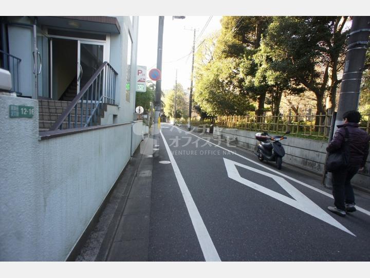 周辺道路 【青葉フラット】