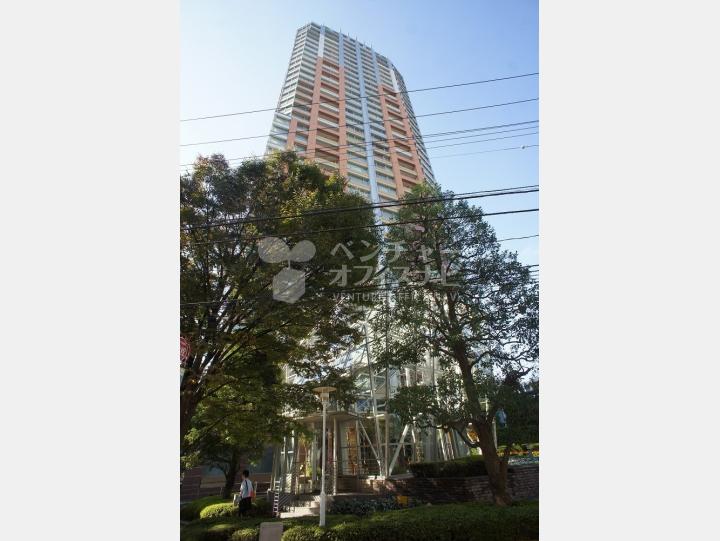 外観 【青山パークタワー】