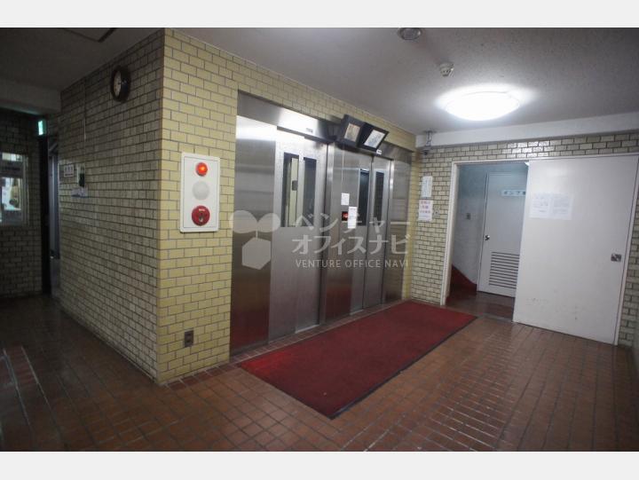 エレベーター【秀和五反田駅前レジデンス】