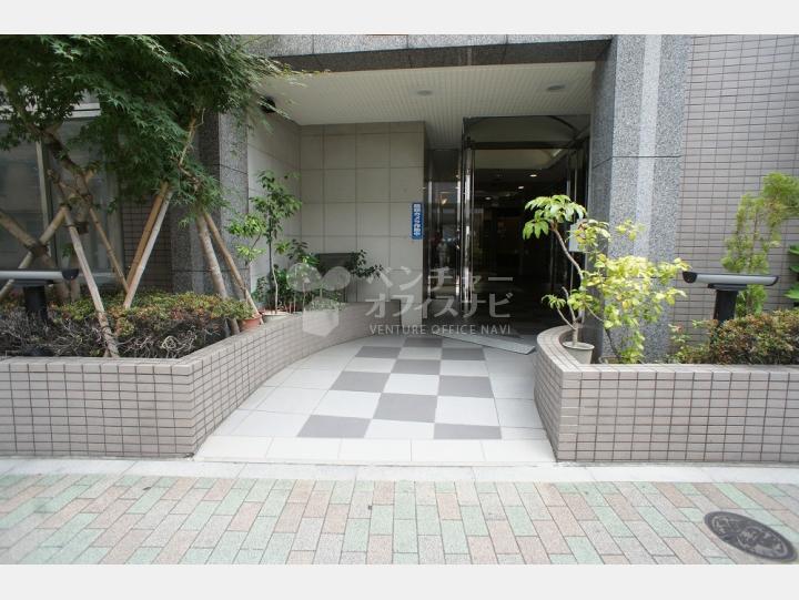 入口【東建シティハイツ上野】