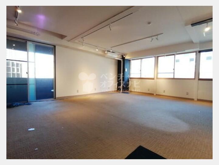 室内【ＪＦ新宿御苑ビル】