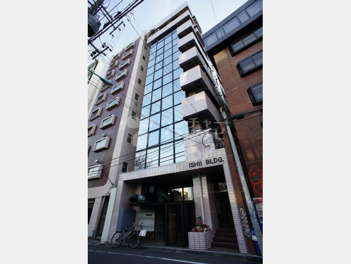 前面ガラス張り 【石井ビル】
