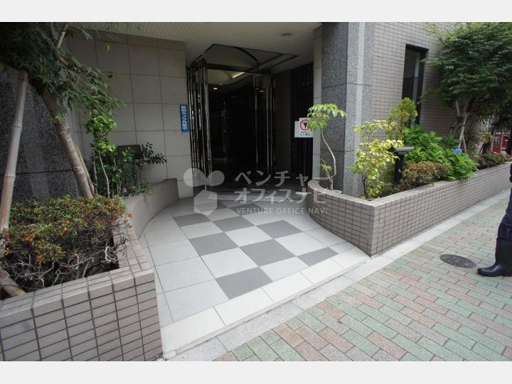 入口【東建シティハイツ上野】