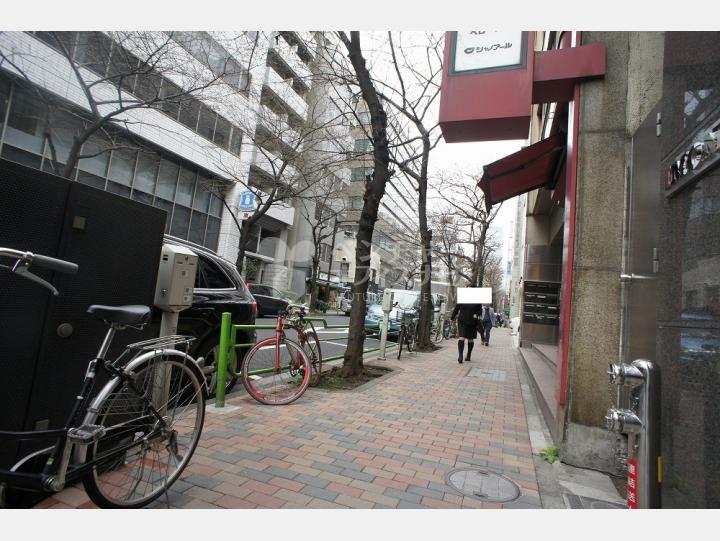 物件前通り【井門茅場町ビル】