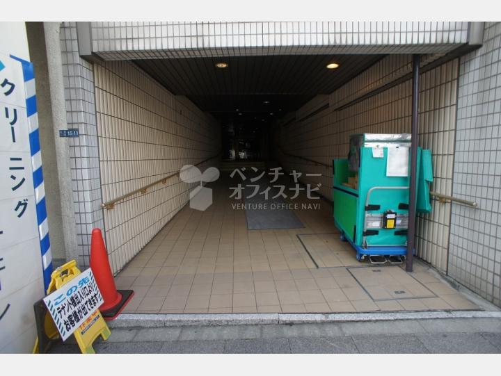 入口　【高輪ホワイトマンション】