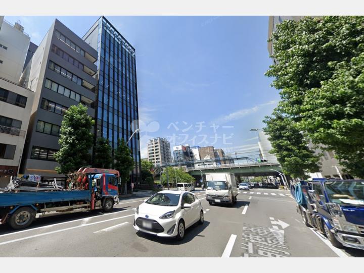 【前面道路】MARK SQUARE AKIHABARA