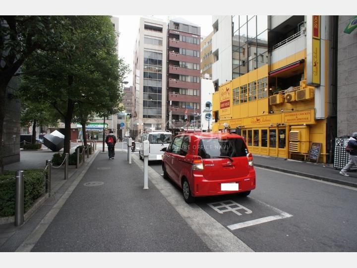 前面道路【アーバン新橋ビル】
