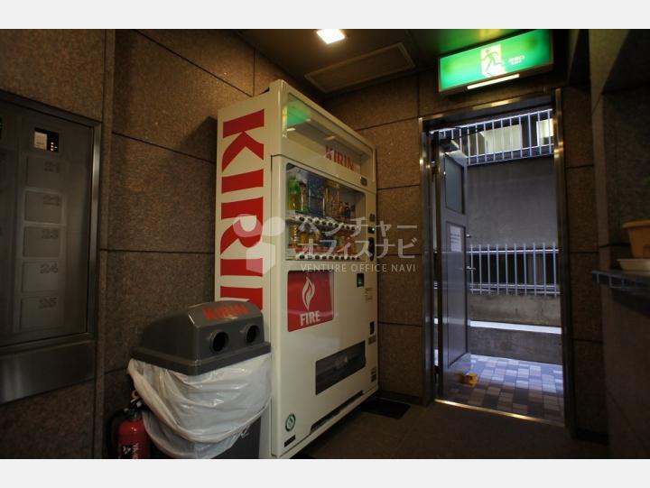 共用部・自販機【飛栄九段ビル】