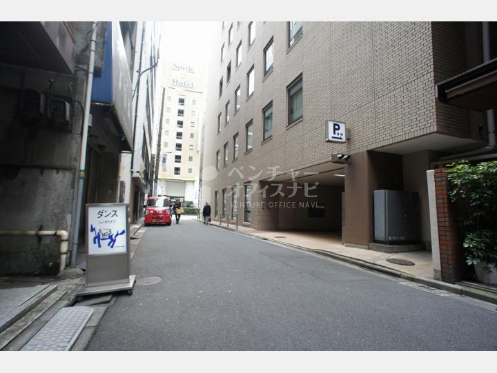 物件前通り【茅場町第3長岡ビル】