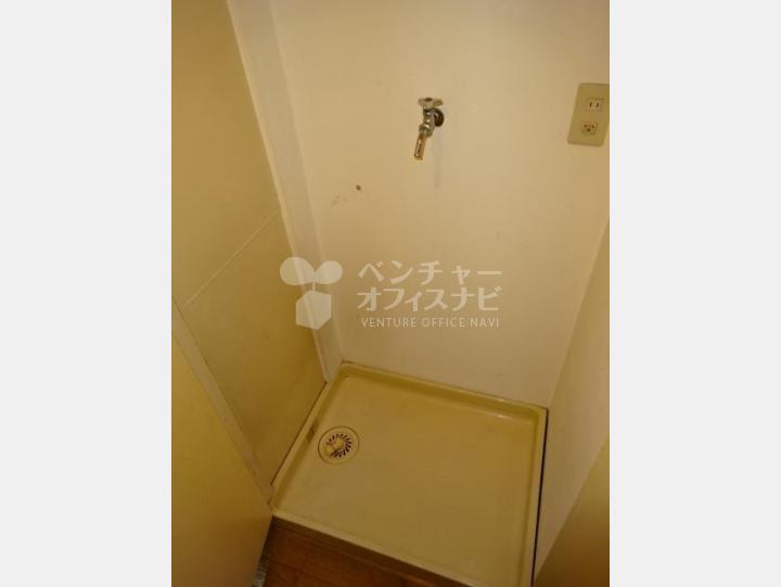 室内洗濯機置き場【ライオンズマンション新宿御苑前】