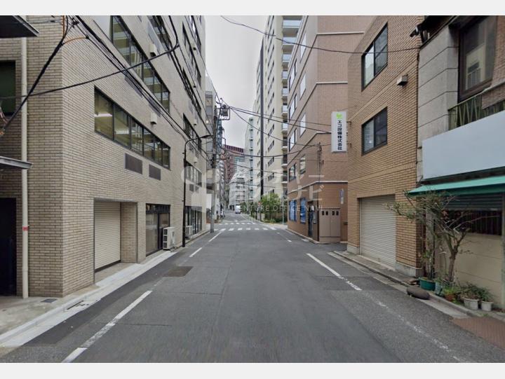 【前面道路】エコビル