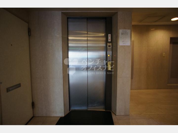 エレベーター【ローレル三田】