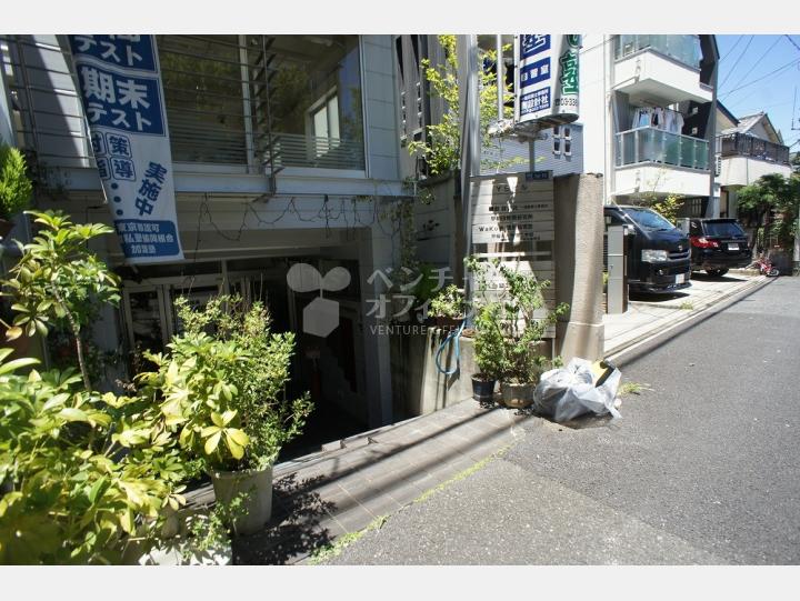 入口【ＹＳビル】