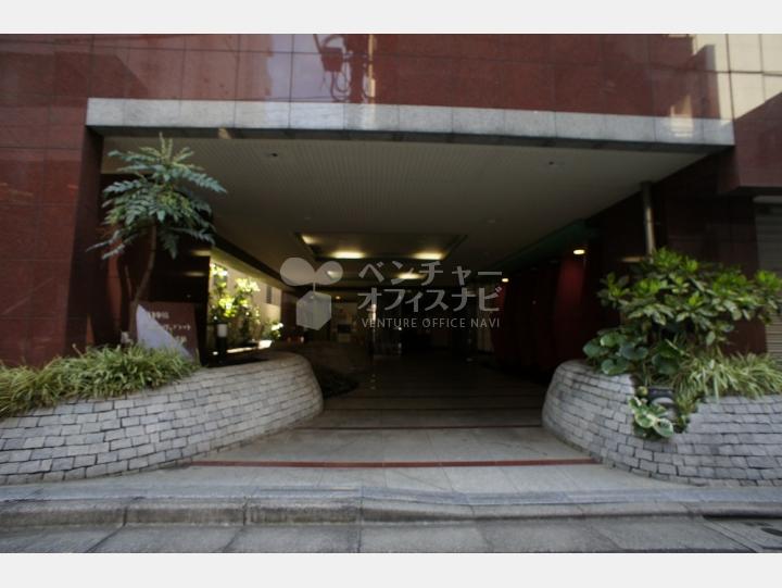 入口【日本橋三越前アムフラット壱番館】