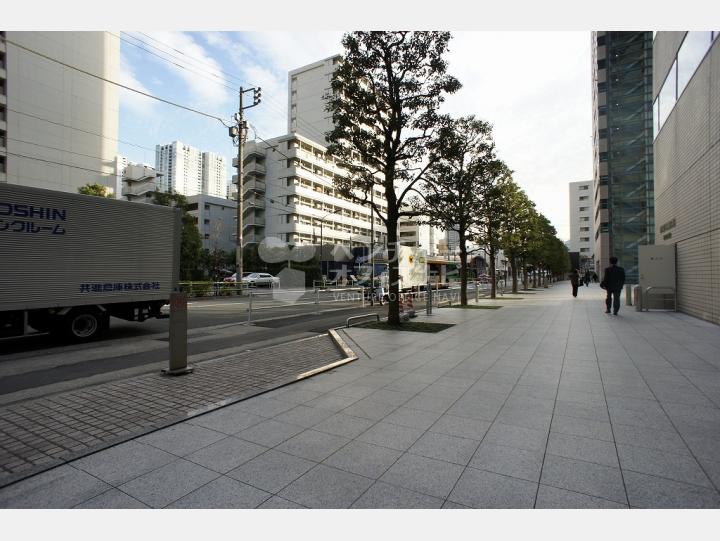 物件前通り【リバージュ品川 (RIVAGE SHINAGAWA)】