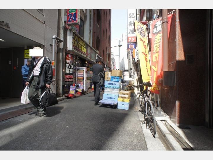 前面道路【甲新ビル】