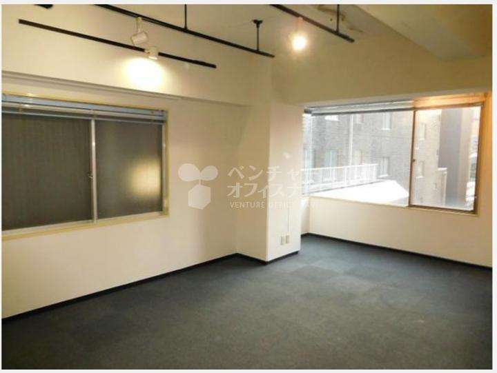 SOHOマンション【ストークビル赤坂　504号室】