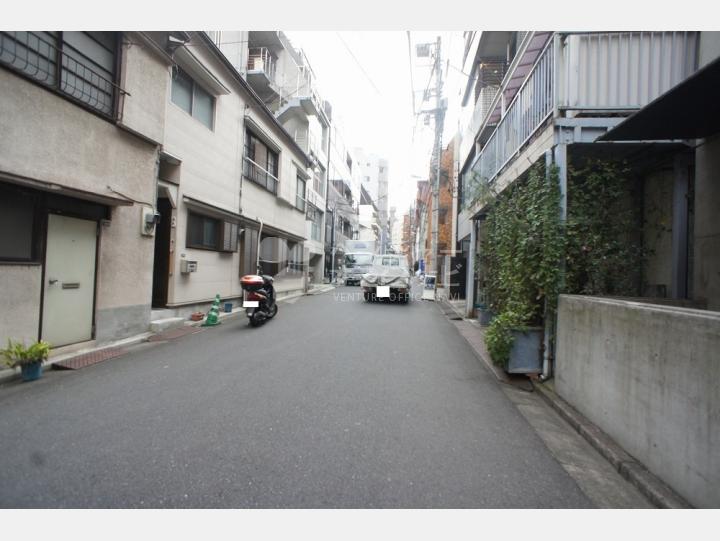 前面道路【ビーフラット】