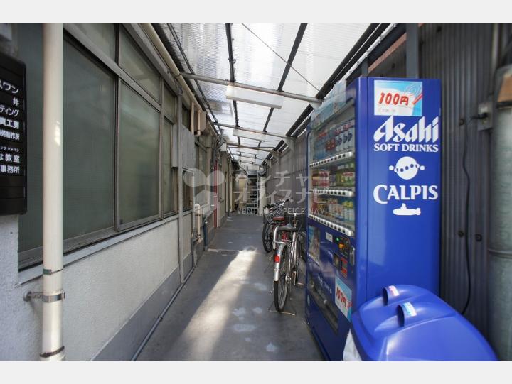 共用部通路 【御苑ハイツ】