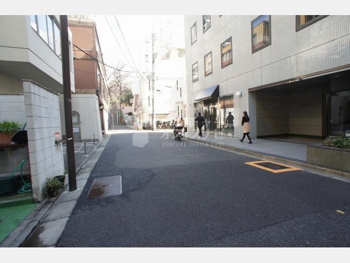 前面道路【第二五反田コーポビアネーズ】