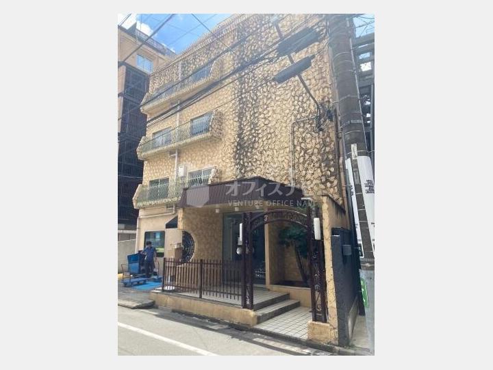 外観 【鹿鳴館ハイツ原宿】