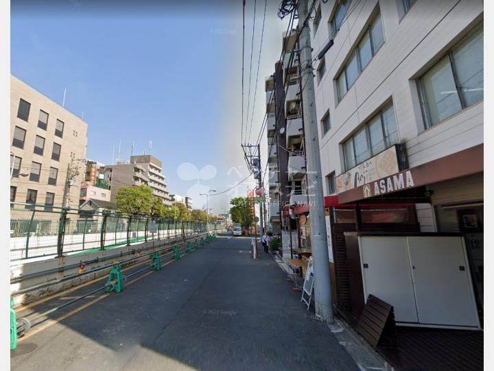 【前面道路】薫風ビル