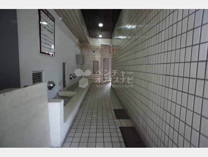 共用部通路【小山ビル】