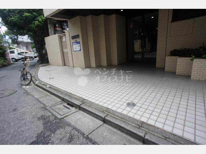 入口周辺【レジデンス初台】