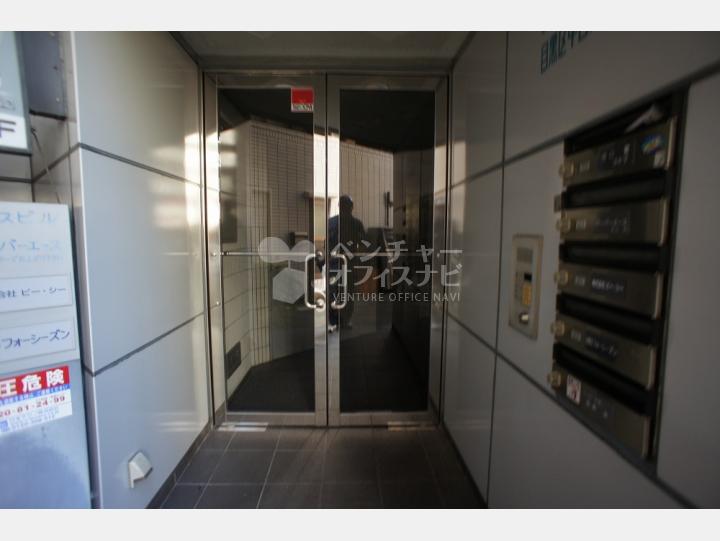 入口　【エースビル】