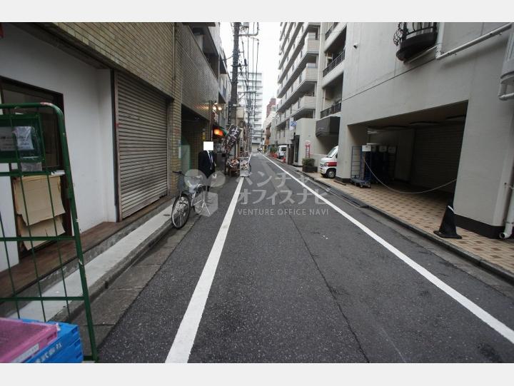 前面道路【新井ビル】